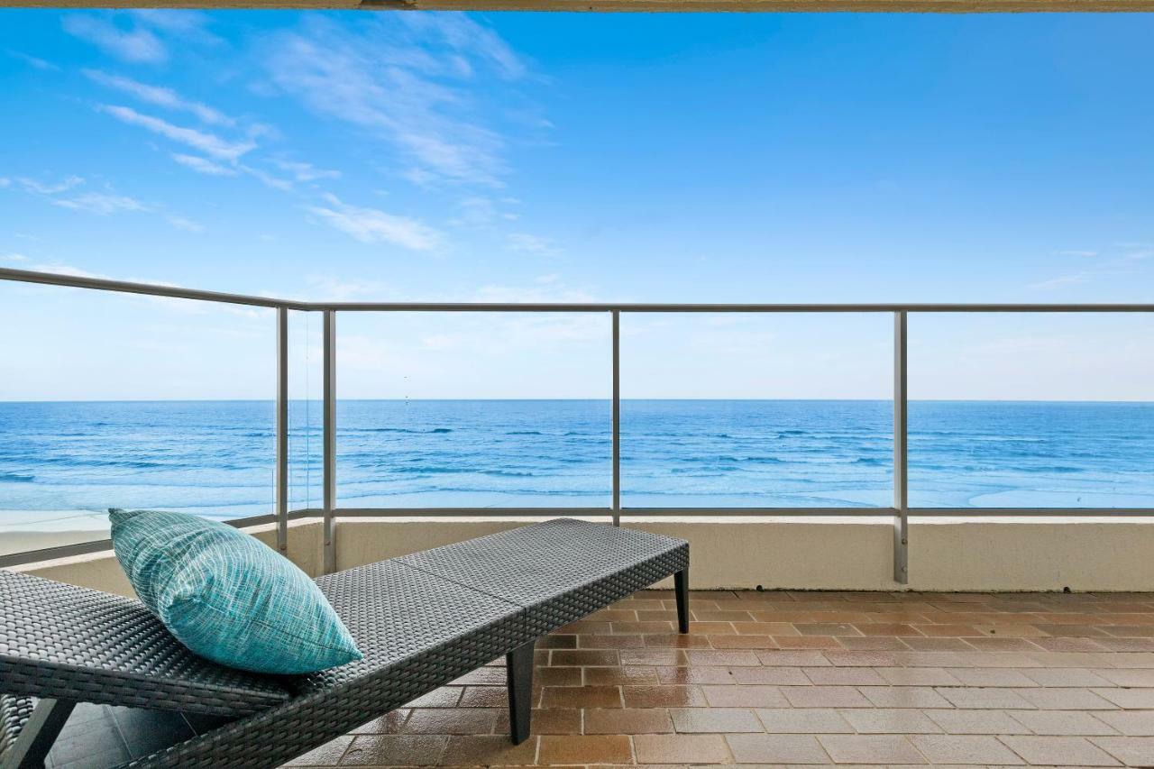 Foreshore Beachfront Apartments Gold Coast Exterior photo